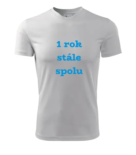 Bílé tričko 1 rok stále spolu