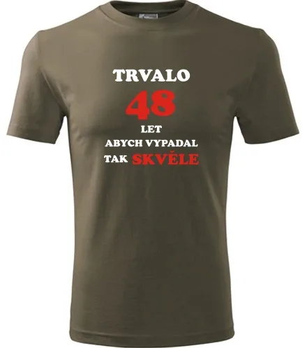 Army tričko trvalo 48 let