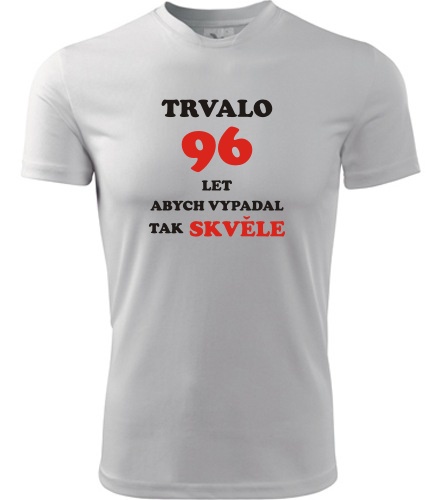 Tričko trvalo 96 let