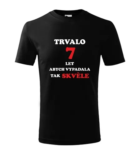 Černé dětské tričko trvalo 7 let